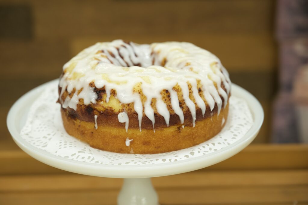 Cake from Sweet Peas | The MKT