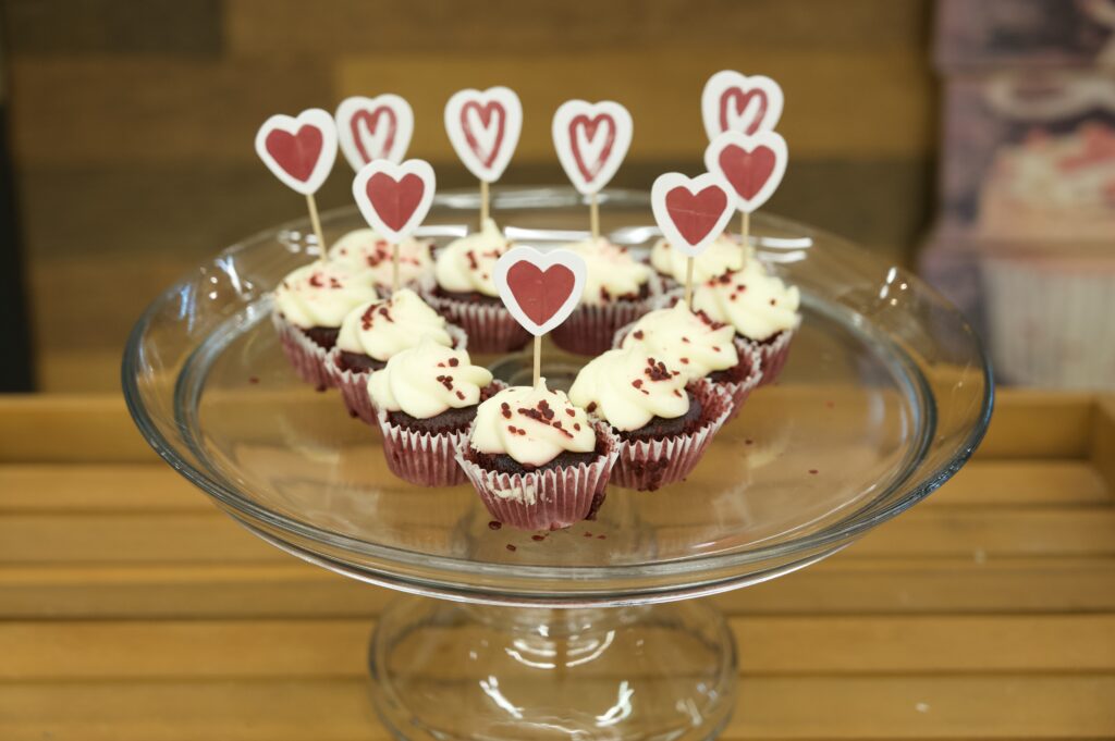Red Velvet Cupcakes from Sweet Peas | The MKT
